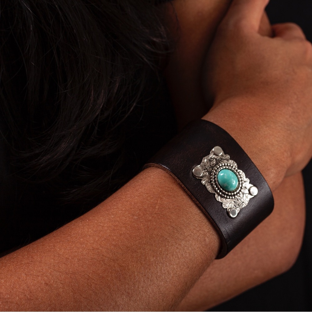 Genuine Leather Turquoise Bracelet